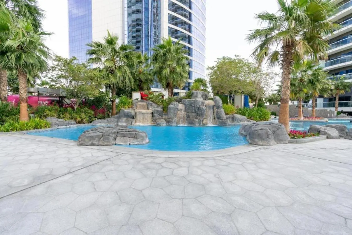 Damac By Paramount D - One Bed With Skyline View Dubai United Arab Emirates